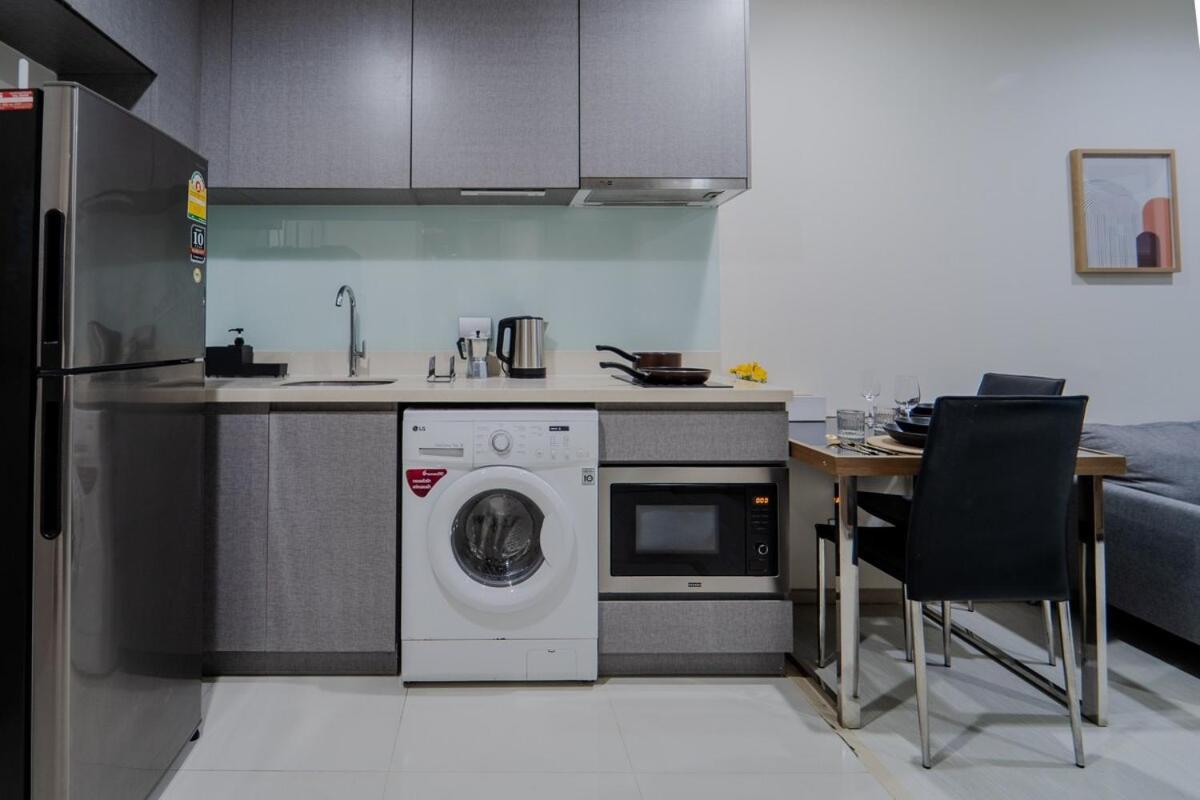 Apartment 5 Star Sukhumvit Infinity Pool Gym Sauna *